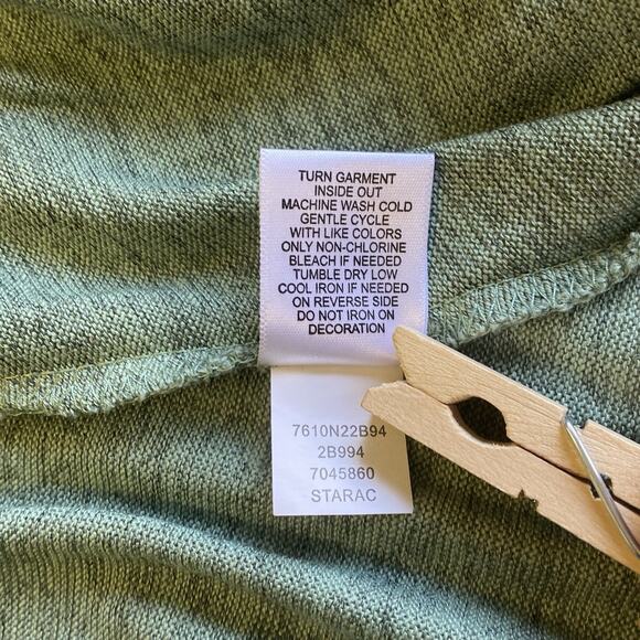 One World Womens Top 2X Green Shark Bite Tunic 3/4 Sleeve Round Neck Rhinestone - Picture 8 of 9